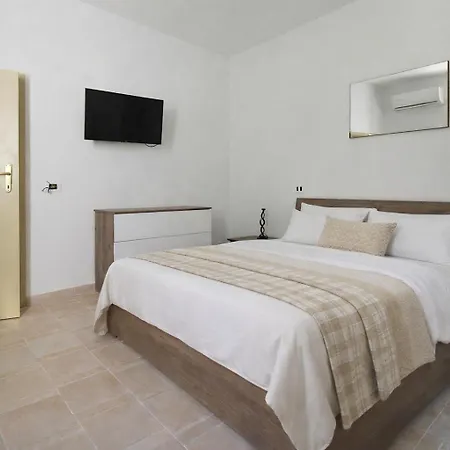 Casa Conti Trivelli 2 3* Vasto